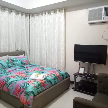 Newport City Condo Near Manila Airport Terminal 3 Room photo